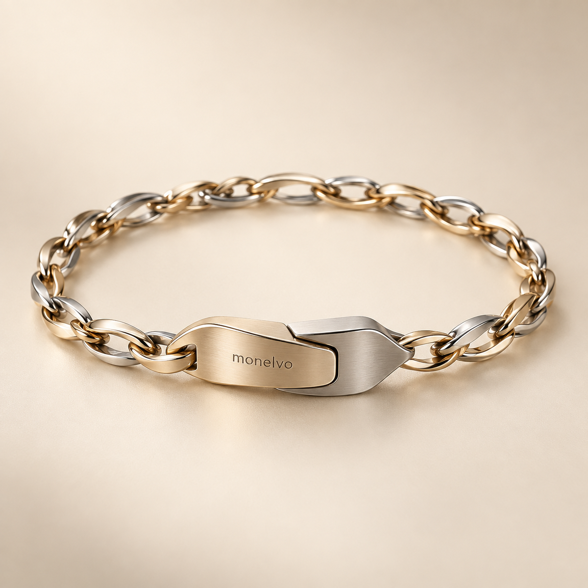 Ravoliosa™ Ribbon Lock Chain Bracelet lifestyle scene