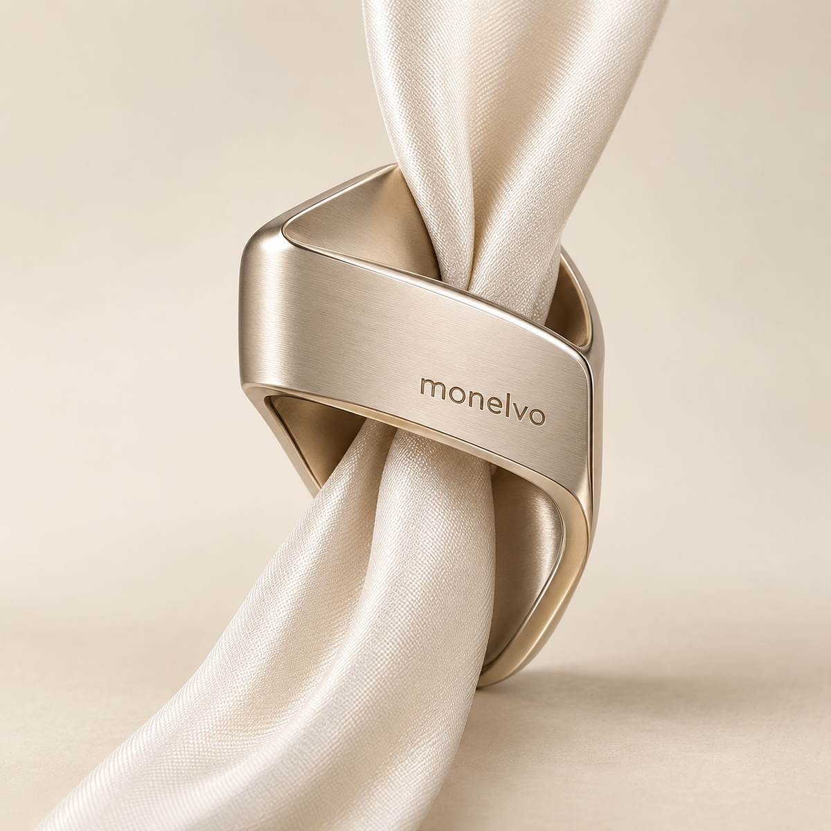 Ravoliosa™ Fold Loop Scarf Ring lifestyle scene